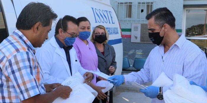 Entrega Kiko Munro material médico a instituciones de salud pública