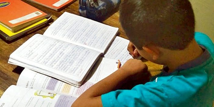 Millones de estudiantes “desconectados” de internet en tiempos de Coronavirus