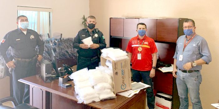 Donan a Seguridad pública Nogales ocho mil cubre bocas