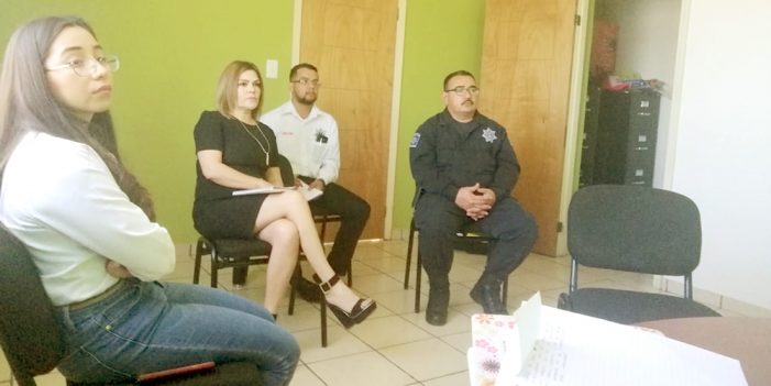 Capacitan a personal de Unavim en temas contra la violencia