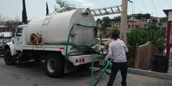 Oomapas reduce suministro de agua para sector Poniente