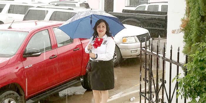 IVONNE LORTA; el poder del lado femenino