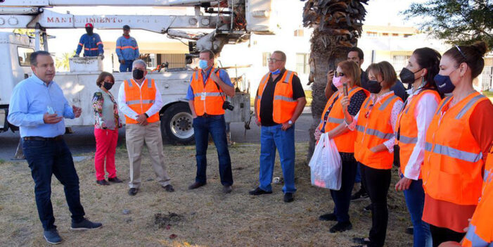 Hacen Jornada de limpieza con #Toño incluido