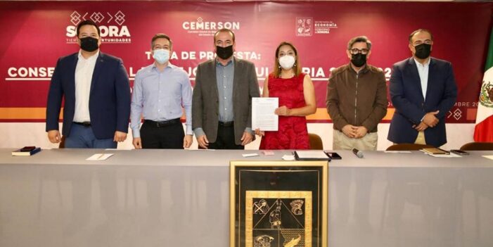 Rinde protesta Consejo estatal de mejora regulatoria