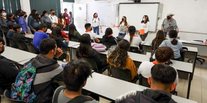 Miguel Alemán, una alternativa para universitarios: UES