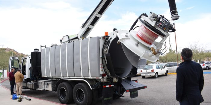 Comisión Estatal del Agua adquiere equipo de desazolve