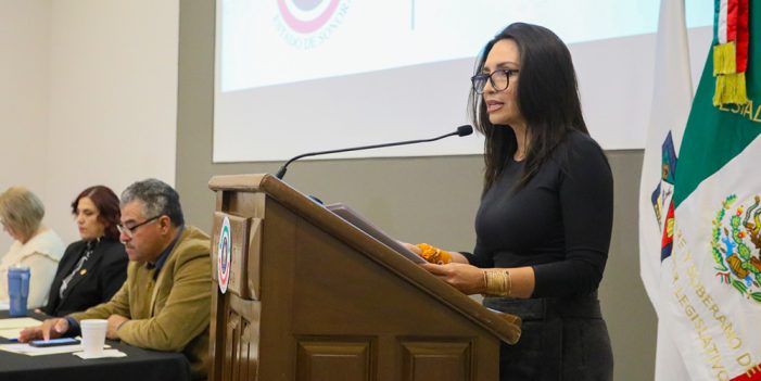 Plazas comerciales deben ofrecer estacionamiento gratuito